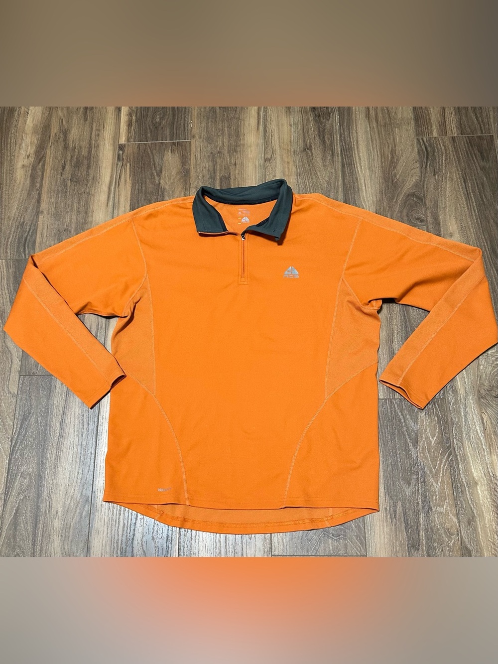 Nike ACG 1/4 Zip Lightweigh Long Sleeve Pullover Burnt Orange Men’s XL